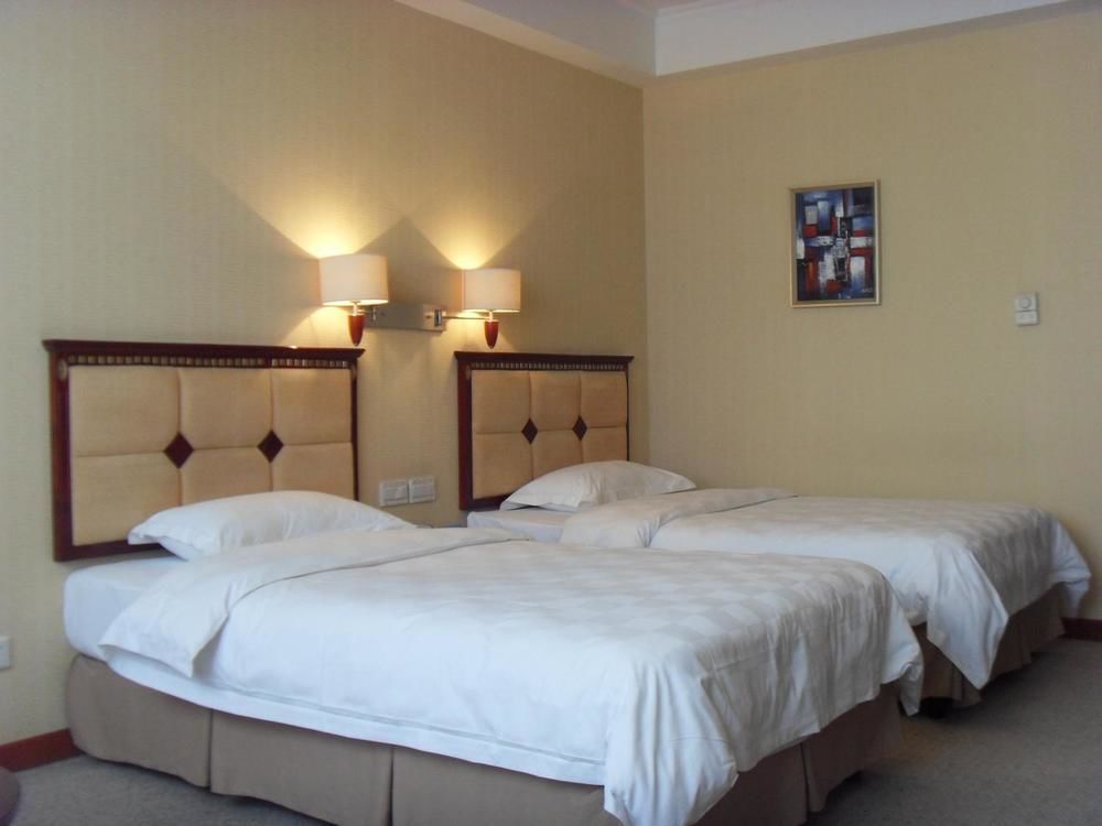 Yijing Holiday Hotel Yimeng Road Linyi  Екстер'єр фото