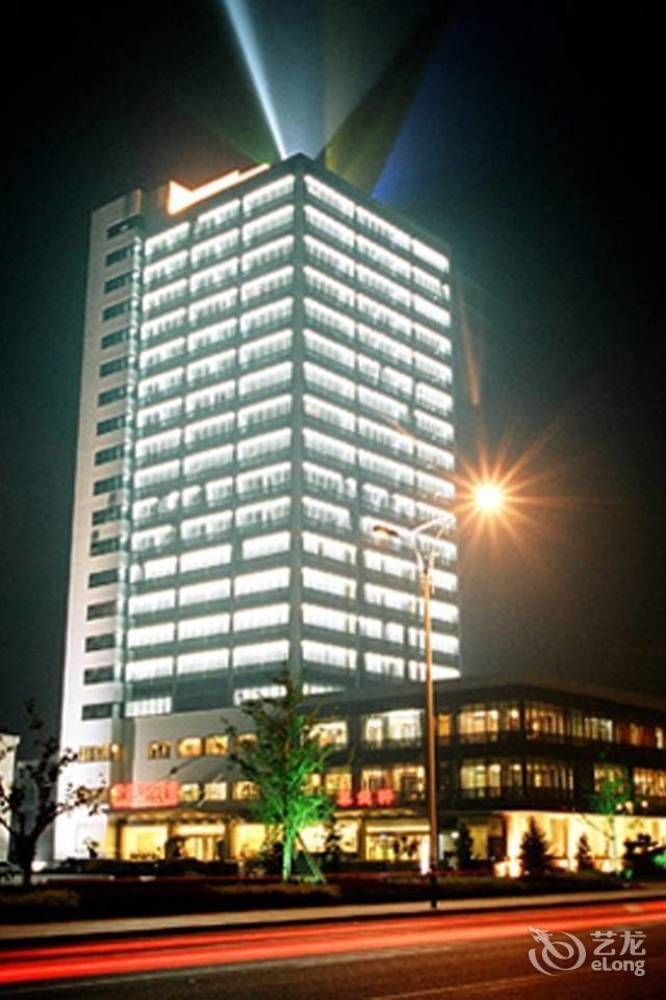Yijing Holiday Hotel Yimeng Road Linyi  Екстер'єр фото