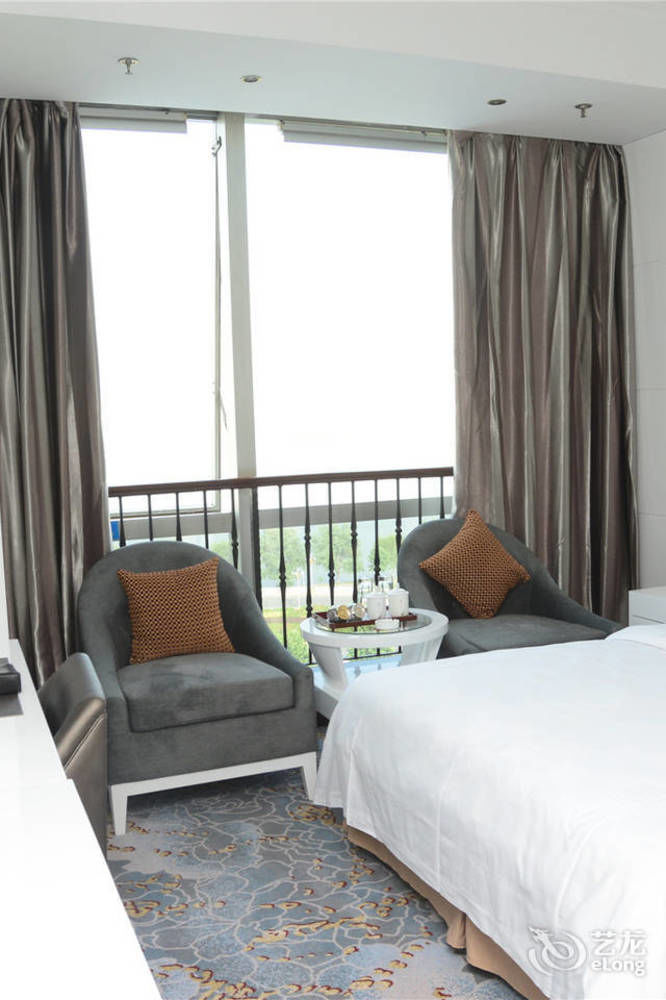 Yijing Holiday Hotel Yimeng Road Linyi  Екстер'єр фото