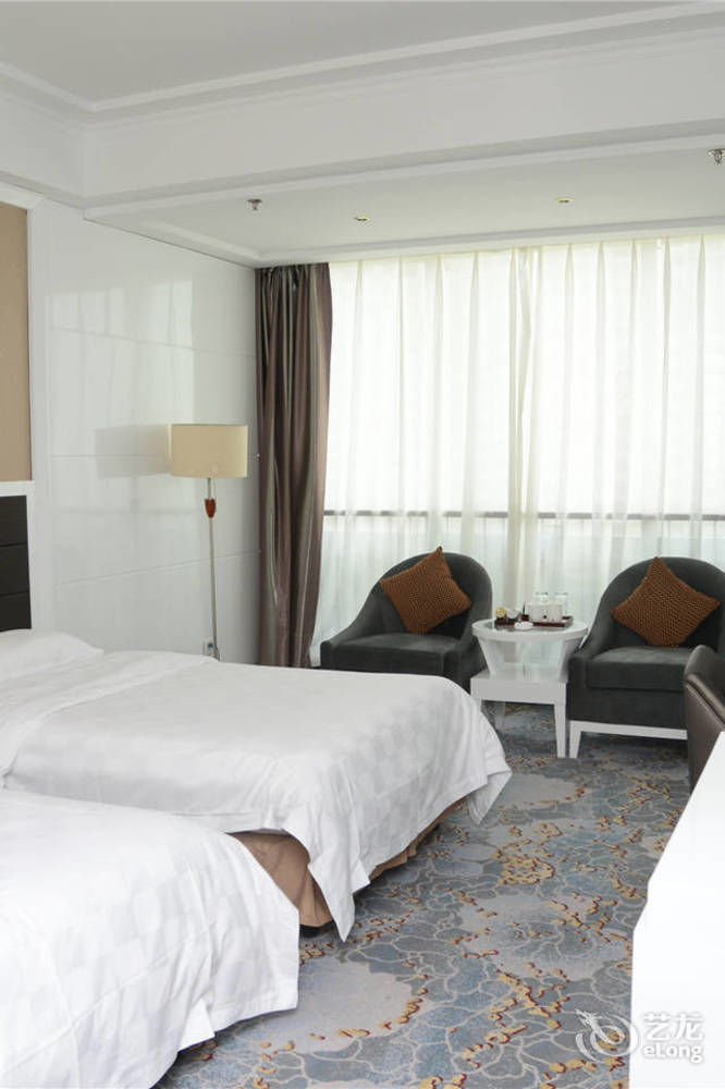 Yijing Holiday Hotel Yimeng Road Linyi  Екстер'єр фото