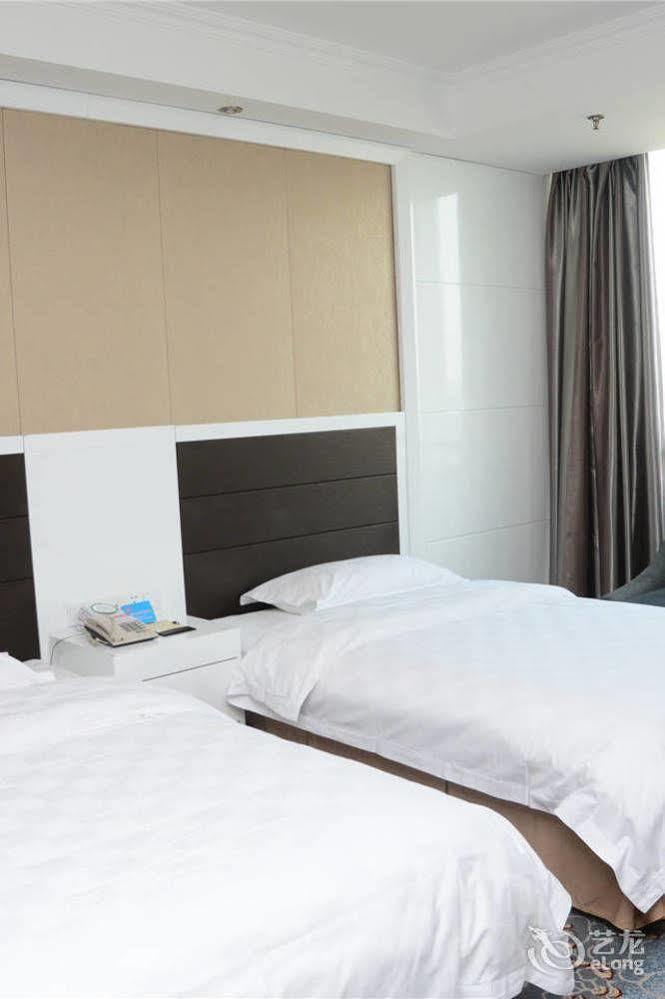 Yijing Holiday Hotel Yimeng Road Linyi  Екстер'єр фото